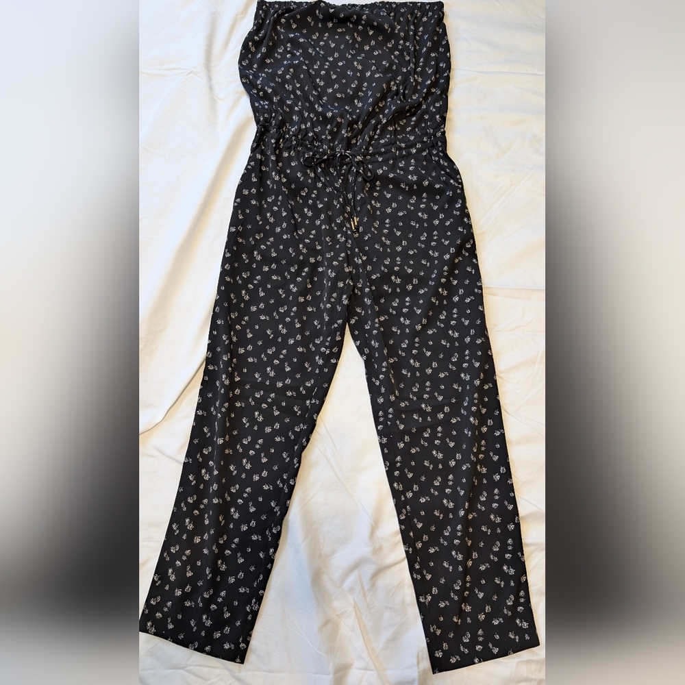 Small Black And White Floral Express Jumper